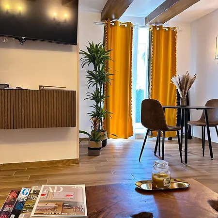 Conforti Suite Salerno Exterior photo